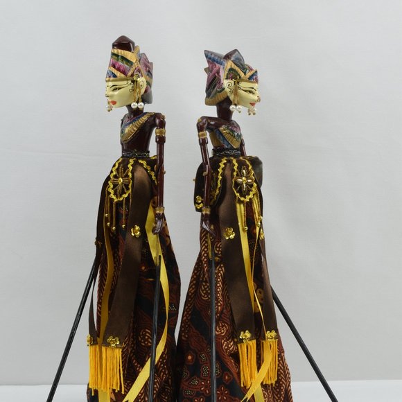 King Rama and Queen Shinta Indonesian Marionette Puppet - Picture 3 of 13